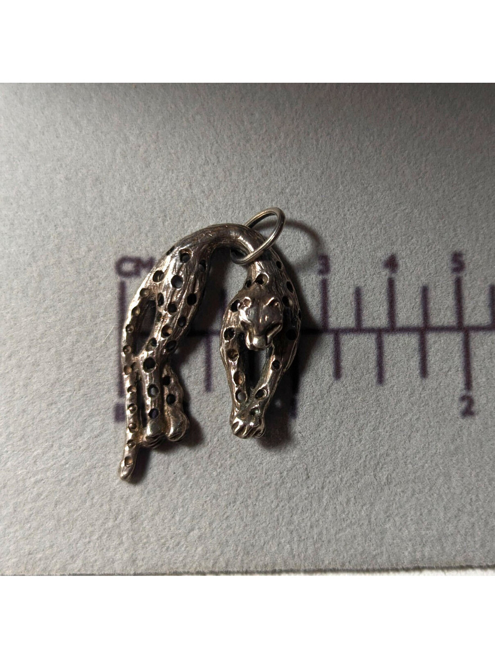 Elegant Sterling Silver 925 Chic Lying Cheetah Occasional Charm Pendant 10.40g - Picture 6 of 7